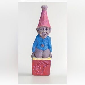 Tom Clark Gnome Figurine 1989 JOY-J Fun-N-Games Block #5064~53rd Ed~